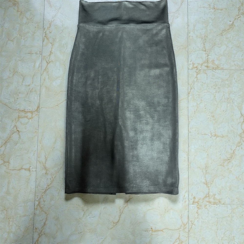 bebe Metallic Gray Pencil Skirt